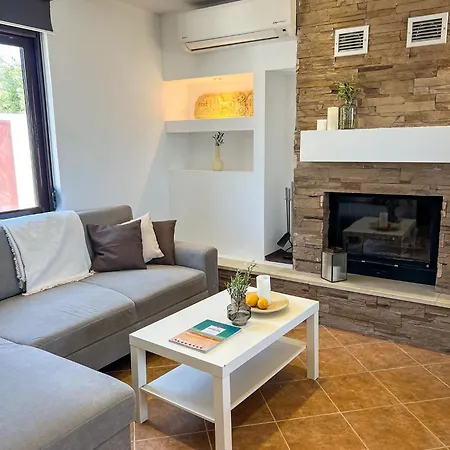 Yellow Butterfly With Private Pool And Sea View Near Lindos - Villa