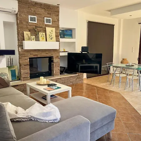 וילה Yellow Butterfly With Private Pool And Sea View Near Lindos -